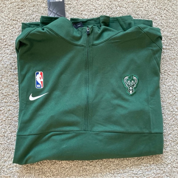 Nike Milwaukee Bucks Dri Fit 1/4 Zip - Picture 2 of 2